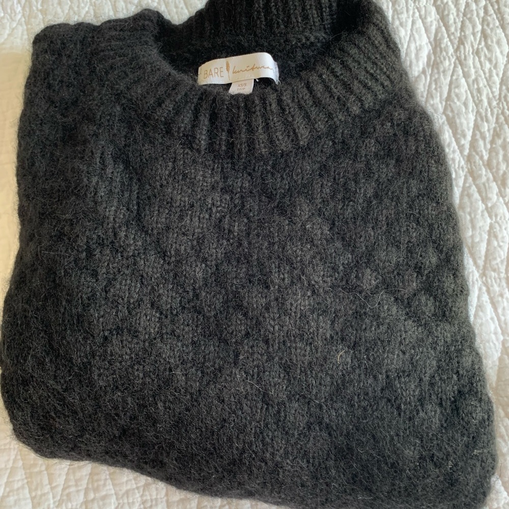 Bare Knitwear Very warm Popcorn Alpaca Sweater. Made in Peru.
